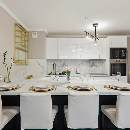 Chic Design With Parking
